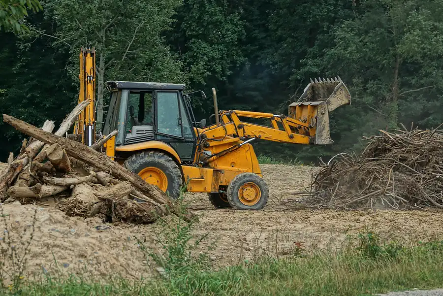 Land Clearing Solutions For Expanding Residential Landscapes Estill Springs, TN